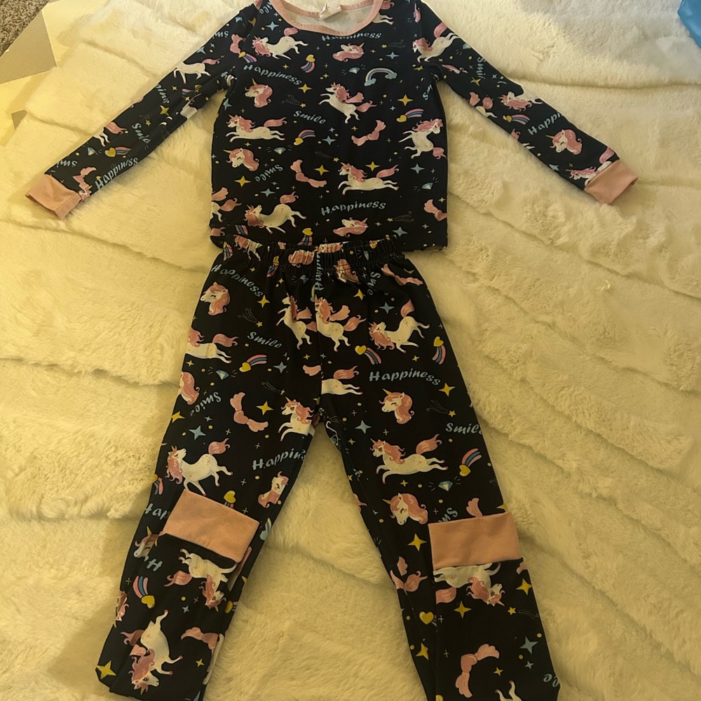 Young Girl Unicorn & Letter Graphic Contrast Trim Snug Fit PJ Set
